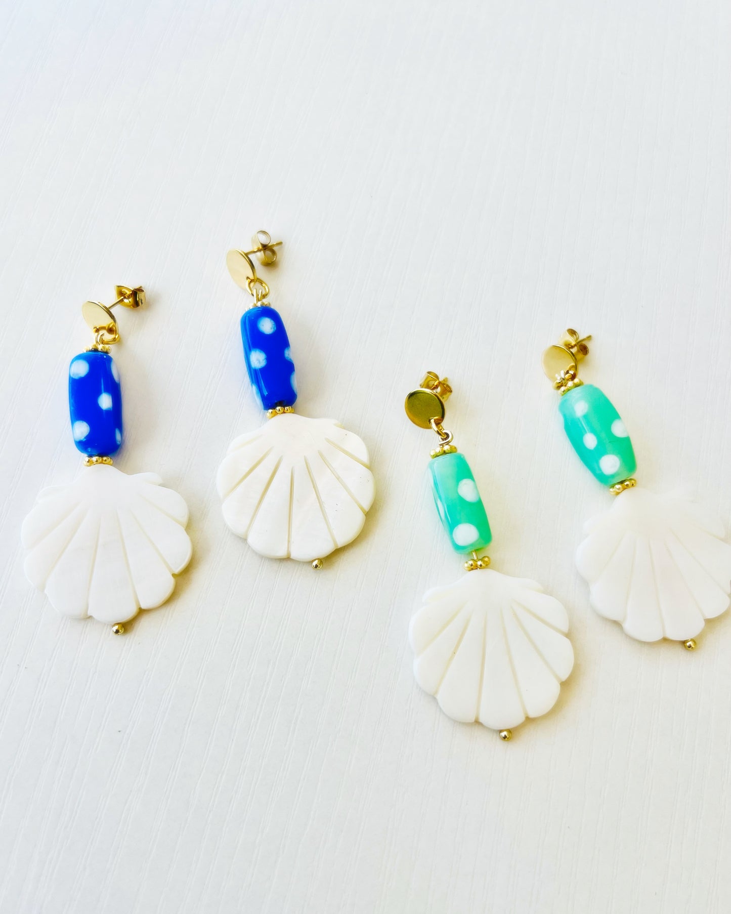 POLKA SHELL EARRINGS